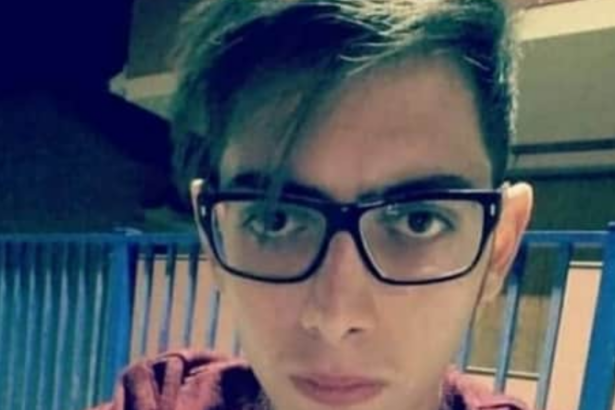 Schianto mortale sulla statale, muore Salvatore Aprile di soli 22 anni Schianto mortale sulla statale, muore Salvatore Aprile di soli 22 anni