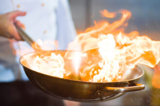 Fuori pericolo la sposa di Borgetto ustionata dal flambè