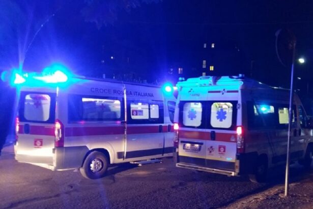 Incidente mortale, uomo muore travolto da auto in corsa Incidente mortale, uomo muore travolto da auto in corsa