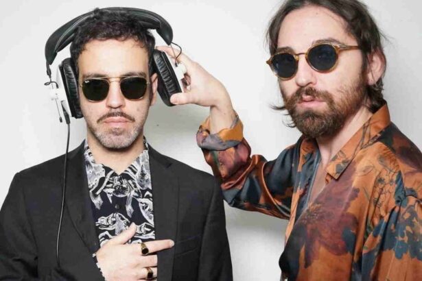 I siciliani Colapesce e Dimartino con “Musica leggerissima” primi in radio e su Spotify