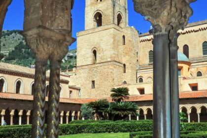 Da bello a bellissimo, è il Chiostro dei Benedettini di Monreale