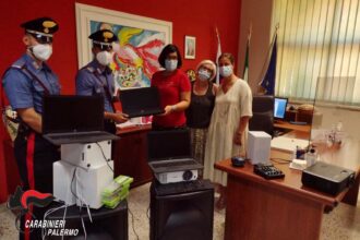 Rubano a scuola e riprendono con video, 6 denunciati a San Giuseppe Jato