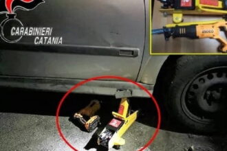 Allarme furti di marmitte nel Palermitano, 3 ladri in manette a Bagheria