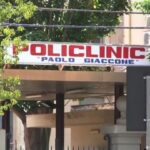 Sale sul tetto del Policlinico e si toglie la vita, muore 23enne