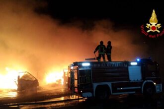 Bambina di due anni muore in un incendio in casa