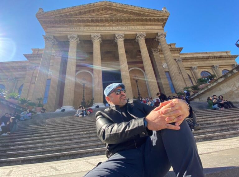 Ivano Passarello nei panni di Vasco Rossi 5