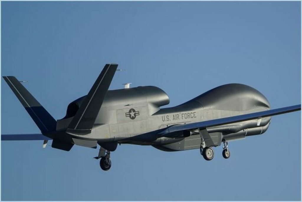 La Russia sarebbe pronta ad attaccare l’Ucraina, dalla Sicilia parte un drone Usa