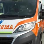 Un ragazzo di 37 anni è stato trovato morto all'interno della propria abitazione. Un vero e proprio giallo, visto che non è ancora stata chiarita la causa del decesso.