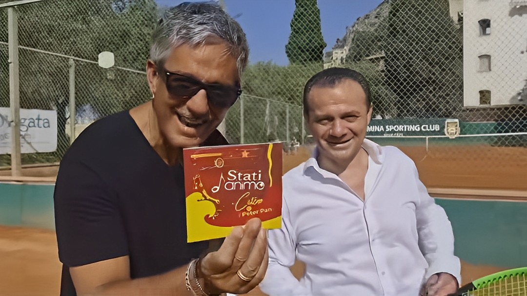 Fiorello, il re del varietà televisivo è stato avvistato nella Perla dello Jonio in compagnia del vulcanico sindaco Cateno De Luca