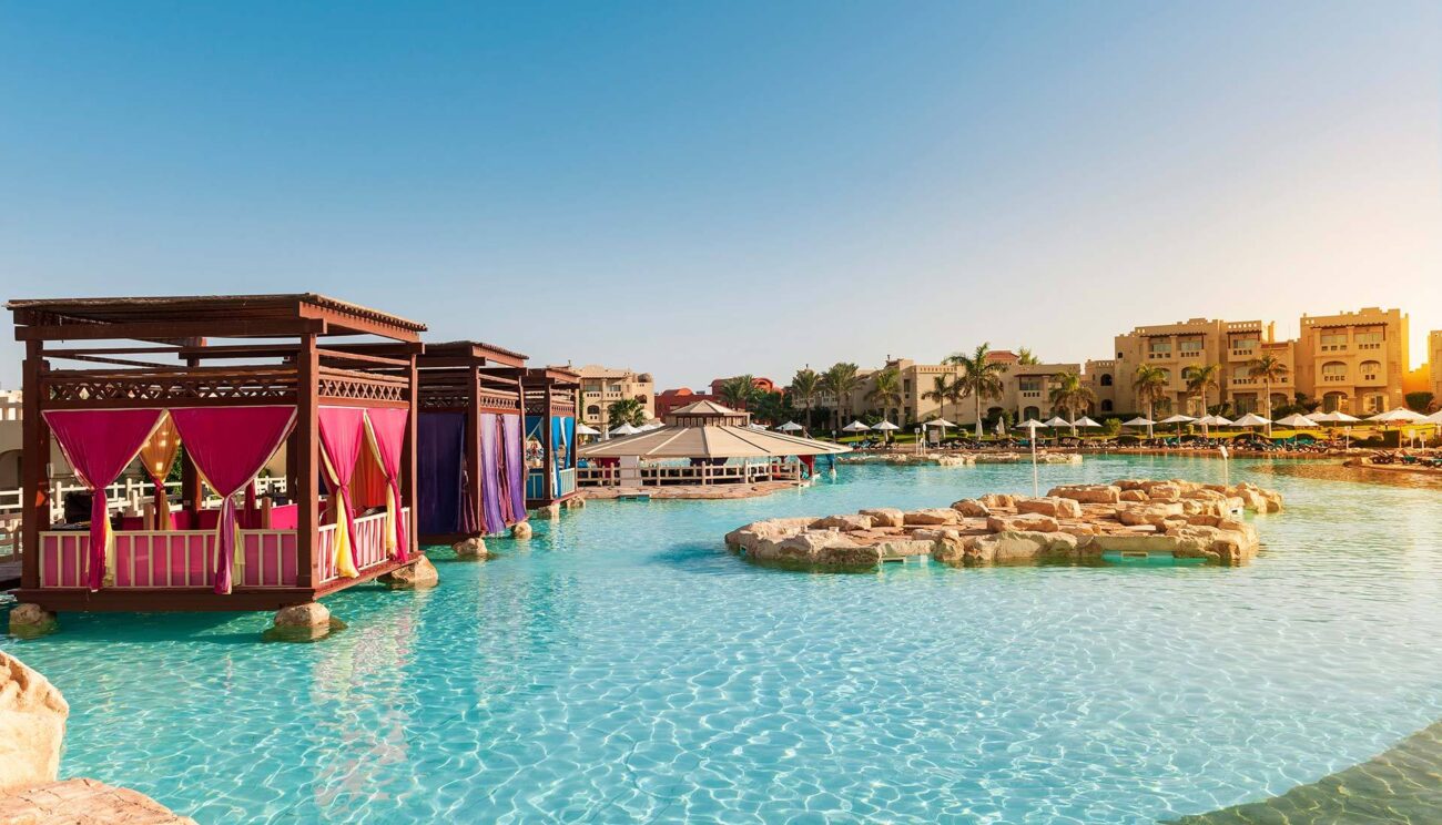 Il tour operator Going rafforza i collegamenti charter con il Mar Rosso aggiungendo nuove tratte dirette per Sharm el Sheikh da Palermo e Catania. L'obiettivo è soddisfare la crescente domanda di vacanze all inclusive nella rinomata località egiziana da parte dei viaggiatori siciliani.