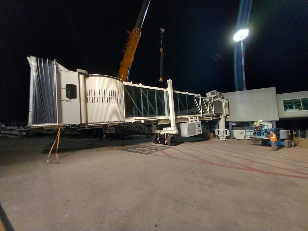 PALERMO - Giornata di super lavoro oggi per l'aeroporto internazionale Falcone Borsellino di Palermo, hub strategico per i collegamenti della Sicilia come dimostrato dalla chiusura dello scalo di Catania. Sono previsti circa 35mila passeggeri tra arrivi e partenze su 225 voli complessivi, tra cui 90 internazionali.