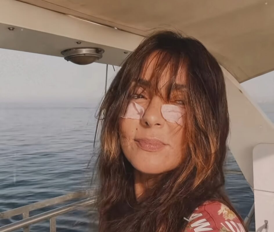 La provincia di Trapani si conferma meta prediletta dei vip anche quest’estate. Dopo i calciatori e gli artisti avvistati nelle scorse settimane, in città sono arrivate due protagoniste d’eccezione: Ambra Angiolini e Giulia Michelini. Le due attrici sono state viste ieri insieme mentre si godevano le bellezze di Trapani, per poi spostarsi sull’isola di Favignana dove oggi hanno iniziato a girare sul set di un nuovo film.