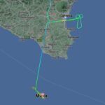 Il volo Lufthansa dirottato da Catania a Malta disegna forma fallica nella sua rotta