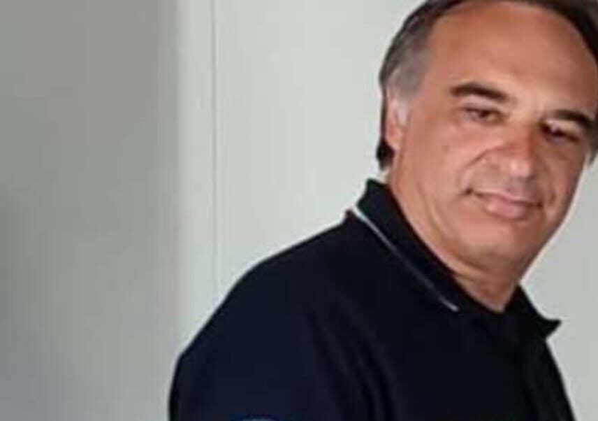 Tragedia nel pomeriggio di ieri a Vittoria, in provincia di Ragusa. Un uomo è morto folgorato da una scarica elettrica mentre era al lavoro in località Scoglitti, nota frazione del comune in provincia di Ragusa.