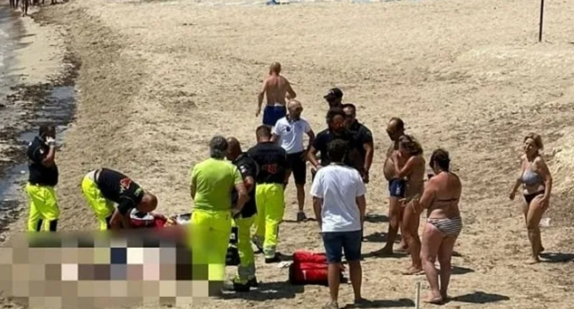 Ferragosto tragico in Sicilia, due morti per malore in spiaggia a Siracusa e Balestrate