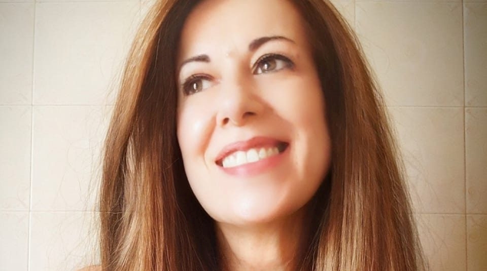 Dramma questa mattina a Caltanissetta, dove Rosanna Di Letizia, 60 anni, è stata trovata senza vita nel bagno della sua abitazione in viale Trieste. A fare la tragica scoperta sarebbero stati i familiari, preoccupati dal fatto che la donna non rispondesse al telefono. Giunti nell'appartamento l'hanno trovata morta.