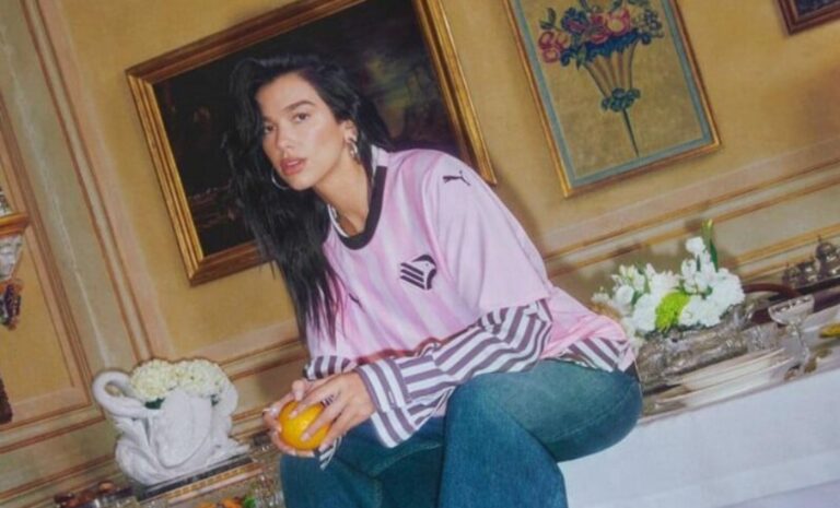 Dua Lipa, la popstar britannica pazza per il Palermo