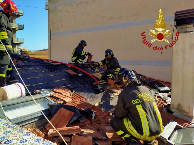 vigili del fuoco incendi palazzo 4