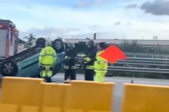 Grave incidente questa mattina sulla A29 Palermo-Mazara del Vallo. Autostrada chiusa: si segnalano code chilometriche per andare all’aeroporto “Falcone – Borsellino”.