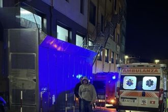 Si tratta di un residente del posto, scomparso da casa già da diversi giorni. A denunciarne la scomparsa era stata la moglie circa una settimana fa. Poi erano partite le ricerche dell'uomo da parte della polizia, senza però alcun esito.