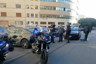 Dal centro città alle periferie sono state identificate 25 persone
