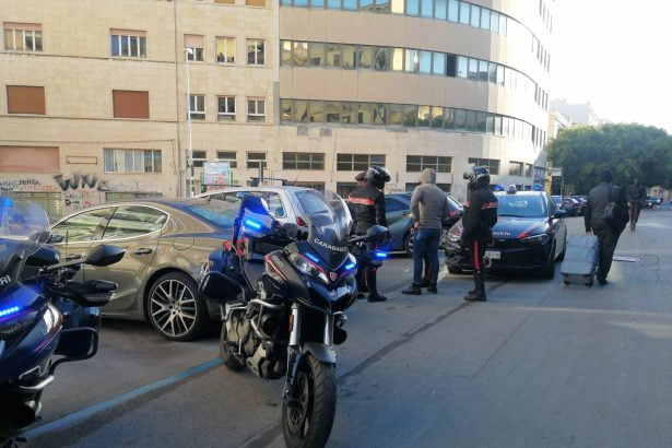 Dal centro città alle periferie sono state identificate 25 persone