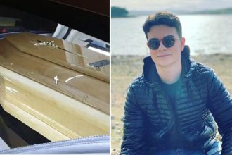 I funerali sono stati riservati soltanto alla famiglia. Davanti al cimitero erano presenti alcune decine di persone