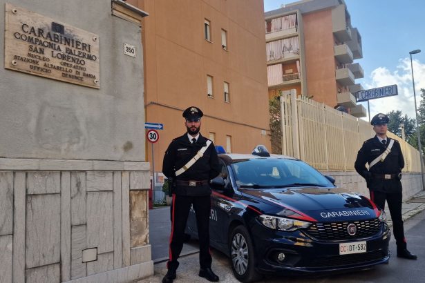 Le rubano lo scooter elettrico e lo ritrova al Borgo Vecchio, I Carabinieri della Stazione Crispi hanno arrestato un 24enne del luogo, per furto aggravato.