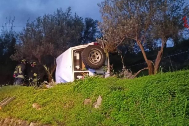 Precipita con l'auto sulla provinciale, muore ragazzo di 21 anni Il mezzo guidato dal giovane sarebbe uscito di strada all'altezza di un tornante precipitando nel vuoto