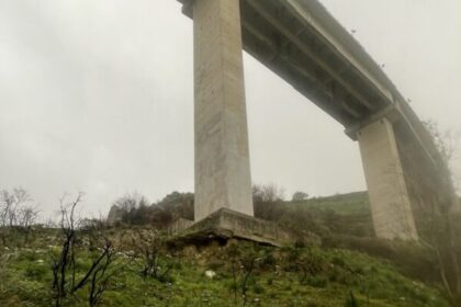 Paura per un pilone del viadotto Giacalone sulla Palermo-Sciacca, il video corre sul web