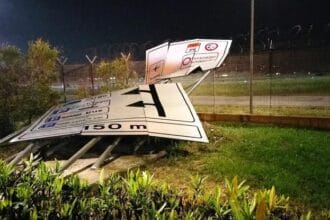 Tornado all'aeroporto di Trapani Birgi, le fortissime raffiche di vento hanno superato i 150 km/h