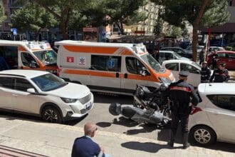 A Palermo una donna è morta investita da una moto mentre attraversava la strada in via De Gasperi