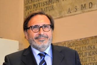 In carcere è stato portato Mimmo Russo, ex consigliere comunale ed esponente di Fratelli d’Italia, ai domiciliari Gregorio Marchese e Achille Andò