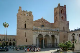 Boom di turisti nei luoghi della cultura siciliani per Pasqua e Pasquetta