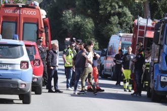 La drammatica storia dell'operaio Domenico Viola, unico sopravvissuto alla tragedia di Casteldaccia, e le indagini sulla strage