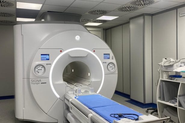 Palermo - L’Unità operativa complessa di Radiodiagnostica dell'ospedale Villa Sofia di Palermo si prepara ad un significativo avanzamento tecnologico con l’installazione del nuovo sistema di Risonanza Magnetica da 1,5 Tesla in sostituzione del precedente sistema risalente al 2007.