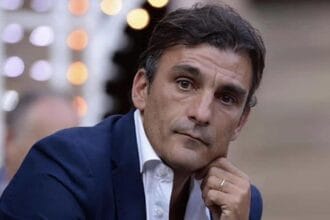 “L’intelligenza artificiale non è più il futuro, è il presente: chi non avrà il coraggio di confrontarsi con questa rivoluzione rischia di restare escluso dal sistema produttivo. La Sicilia, invece, vuole essere protagonista di questo cambiamento”. Con queste parole l’assessore regionale alle Attività produttive, Edy Tamajo, ha presentato l’evento “IA: idee al servizio delle imprese siciliane”, in programma mercoledì 24 settembre, a partire dalle 9.00, al Marina Convention Center – Molo Trapezoidale di Palermo.