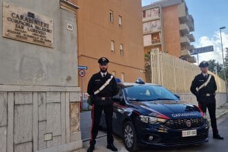 I Carabinieri della Compagnia San Lorenzo hanno dato esecuzione a un’ordinanza di custodia cautelare in carcere, emessa dal Giudice per le Indagini Preliminari del Tribunale di Palermo, nei confronti di un 26enne, per i reati di disastro ambientale colposo e incendio boschivo colposo.