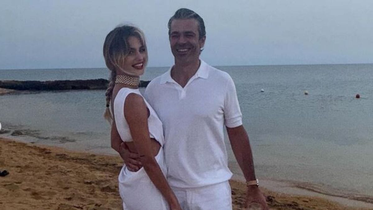 Luca Argentero avvistato in Sicilia, vacanze d'amore con Cristina Marino Luca Argentero e Cristina Marino sono una delle coppie più amate e seguite del momento. I due attori, genitori della piccola Nina Speranza e del neonato Noè Roberto, si stanno concedendo una vacanza all'insegna dell'amore e del relax, scegliendo come meta la splendida Sciacca, nota località balneare siciliana.