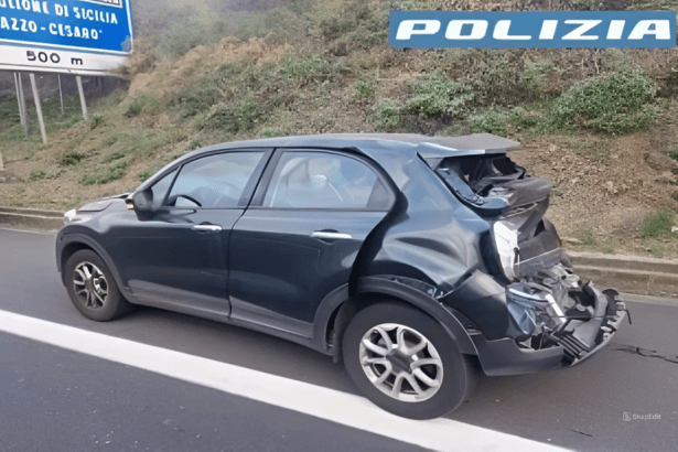 Ubriaco fradicio provoca maxi tamponamento in A18: addio patente e multa salata Un grave incidente stradale si è verificato nella tarda serata di ieri lungo l'autostrada Messina-Catania, nei pressi dello svincolo di Fiumefreddo. Un uomo di 47 anni, in evidente stato di ebbrezza, è rimasto coinvolto in un tamponamento tra due veicoli leggeri ed un mezzo pesante mentre procedeva in direzione di Messina.