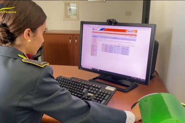 La Guardia di Finanza di Palermo revoca 227 domande di Reddito di Cittadinanza a 75 soggetti per frode. Recuperati oltre 2 milioni di euro indebitamente percepiti.