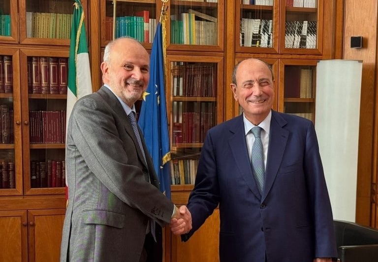 Pioggia di soldi a Palermo, nasceranno tre nuovi ospedali d'eccellenza Sbloccati 750 milioni per 4 ospedali a Palermo: nuovo Polo pediatrico, Policlinico, Ospedale Nord e ristrutturazione del Cervello