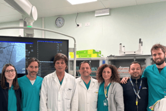 Presso l'Unità Operativa Complessa di Cardiologia del Policlinico di Palermo è stata eseguita con successo la prima angioplastica complessa per occlusione cronica totale (CTO) su un paziente di 57 anni, precedentemente considerato non operabile con intervento cardiochirurgico tradizionale. Al paziente era stata diagnosticata l'occlusione dell'arteria discendente anteriore, una delle principali coronarie del cuore.
