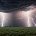 La Protezione Civile Regionale ha diffuso un avviso per il rischio meteo-idrogeologico ed idraulico, valido dalle 16.00 di oggi fino alle 24 di domani, martedì 14 aprile.