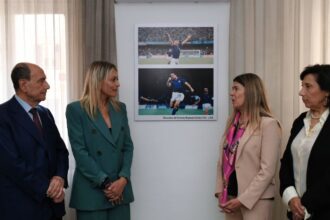 Una sala riunioni dell’assessorato regionale dello Sport intitolata all'"eroe" dei mondiali di calcio di "Italia '90" Totò Schillaci, scomparso lo scorso 18 dicembre.