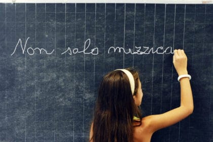 Lingua siciliana, l'appello di 50 poeti: "È Già scritta, ora il riconoscimento ufficiale"