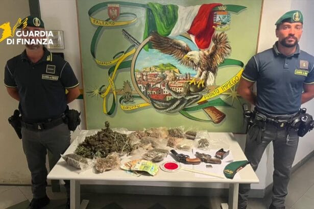 I Finanzieri del Comando Provinciale di Palermo, nell’ambito dei controlli svolti quotidianamente in tutto il territorio della provincia palermitana, hanno tratto in arresto una coppia di palermitani e sequestrato una piantagione di cannabis indoor, 2 kg di marijuana già essiccata, 2 pistole revolver e 29 proiettili.