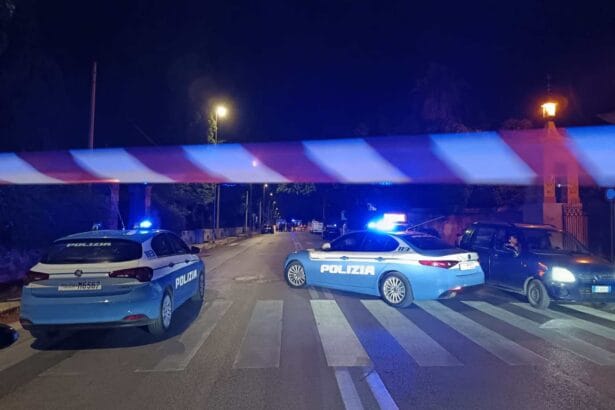 Tragedia nella serata di oggi a Palermo: due ragazzi hanno perso la vita in un drammatico scontro tra motocicli in via Duca degli Abruzzi, proprio di fronte alla storica Palazzina Cinese. Gabriel Aliberti, appena 17 anni e residente nel quartiere Brancaccio, e Alessandro Lopriore, 21enne di via Trabucco, sono morti nell'impatto frontale che non ha lasciato loro scampo.