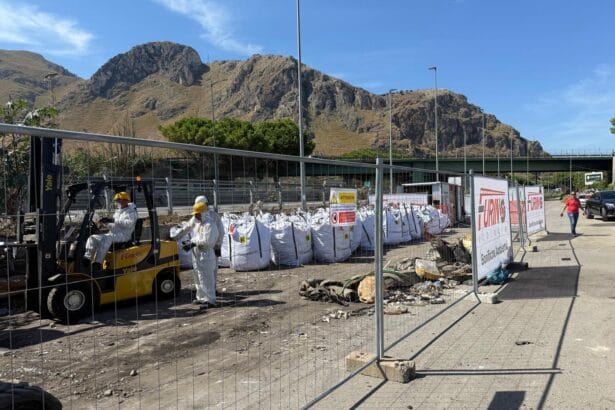 Sono partiti ieri mattina i lavori di bonifica nell’area dello svincolo di Brancaccio (lato Forum), infrastruttura realizzata dal Comune di Palermo. L’obiettivo della ditta incaricata dalla Rap, la Furino Bonifiche ambientali, è di terminare le opere in 45 giorni lavorativi.