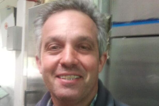 Un lutto che non trova pace e un silenzio che fa ancora più male. A oltre un anno dall’incidente in cui ha perso la vita Carmelo Iannino, 62 anni, i familiari denunciano di non aver ricevuto alcun acconto né una proposta concreta di risarcimento da parte dell'assicurazione, compagnia che assicura il veicolo ritenuto responsabile. La pratica, riferiscono, sarebbe rimasta ferma oltre i termini fissati dalla normativa, con il rischio di sanzioni da parte dell’IVASS.